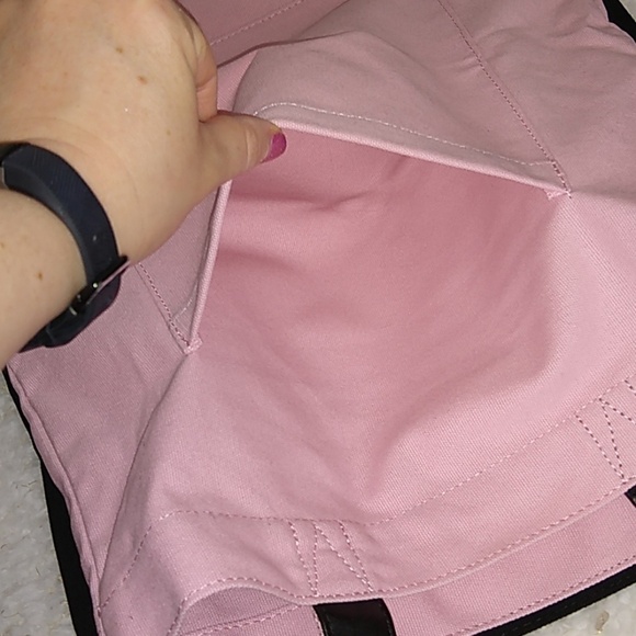 VICTORIA'S Secret Black Pink & Gold Love Made Me Do It Tote Bag - Picture 7 of 9